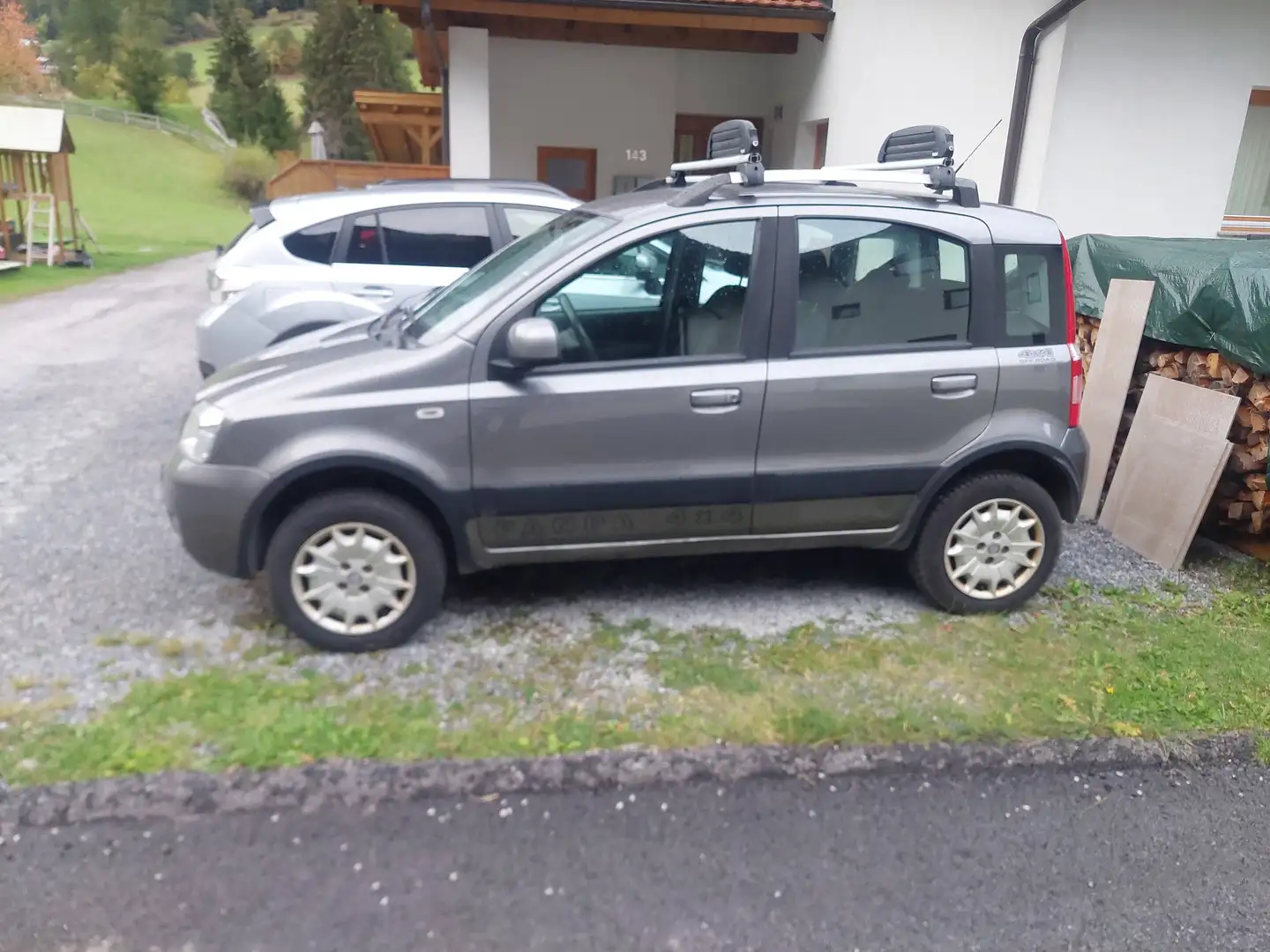 Fiat Panda Panda 1,2 4x4 Grau - 1