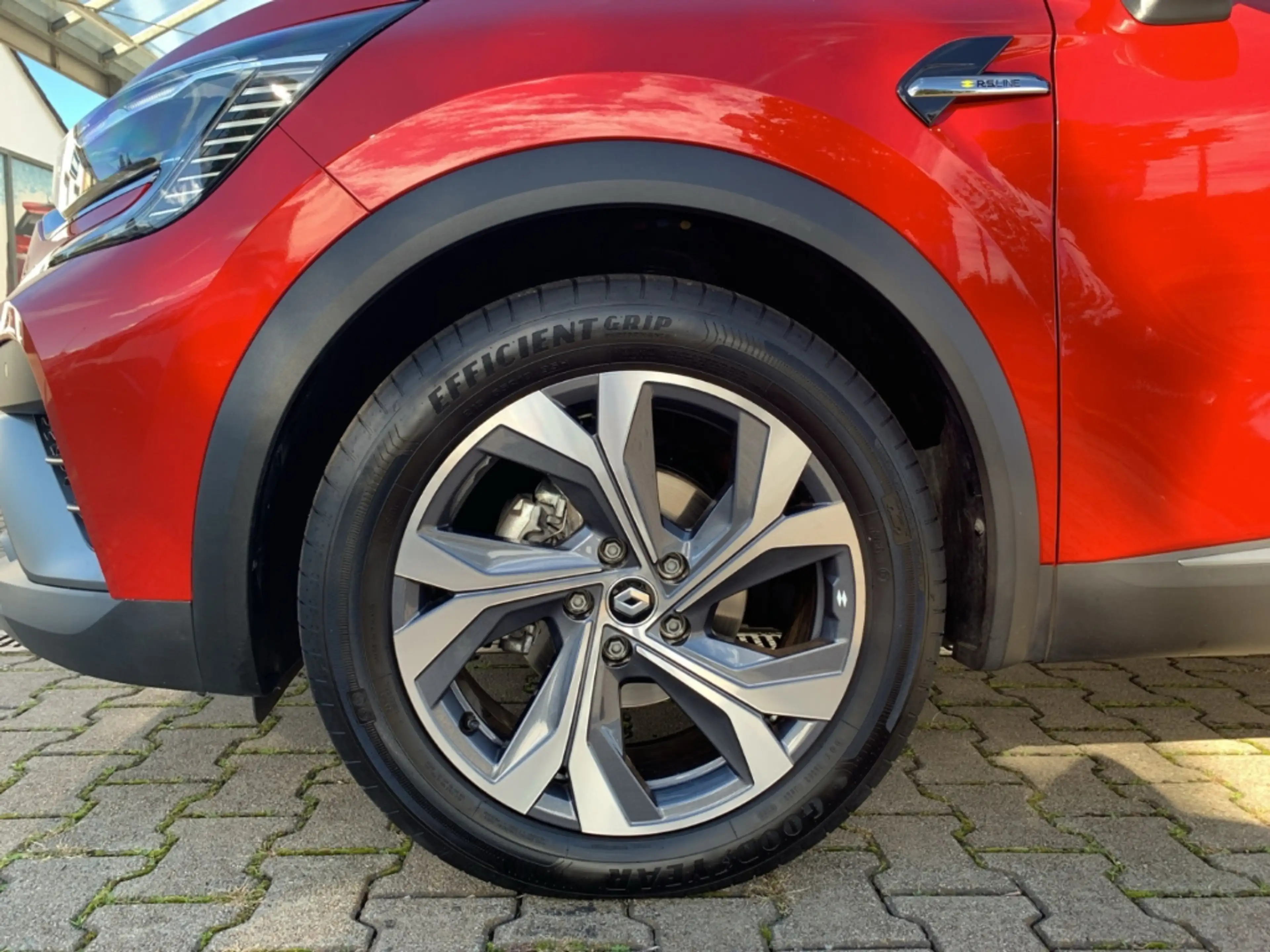 Renault Captur LINE MILD HYBRID 160 EDC R.S. Line BOSE+NAVI+ — photo 13