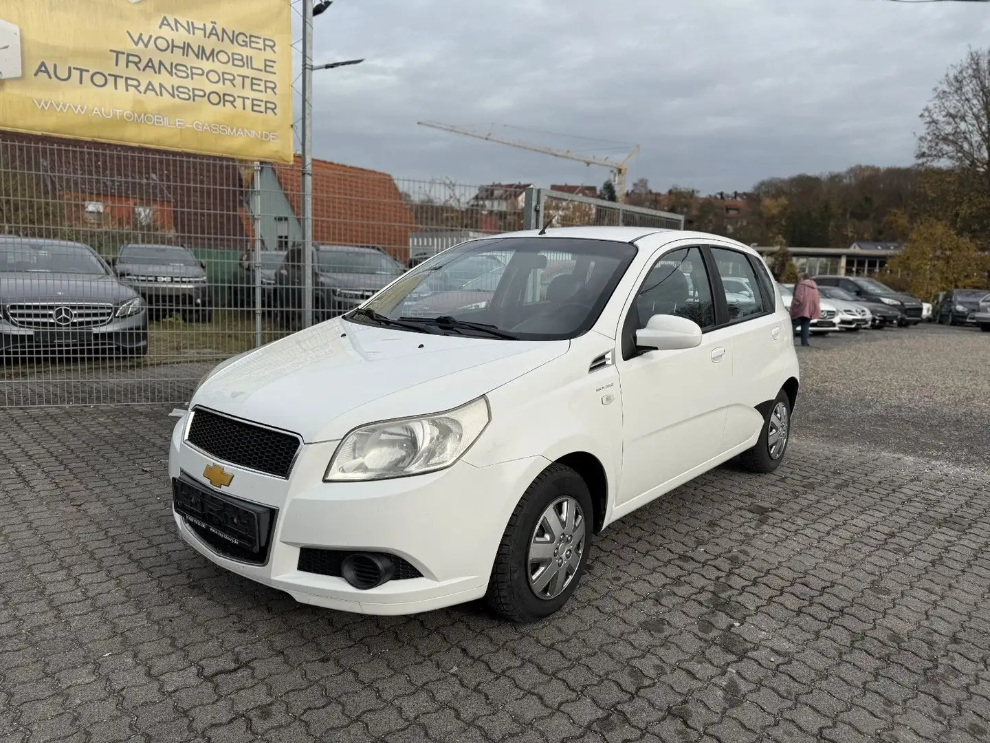 Chevrolet Aveo LS 1.2i 5-Türig Klima 8xRäder Tüv 08.2026 Weiß - 1