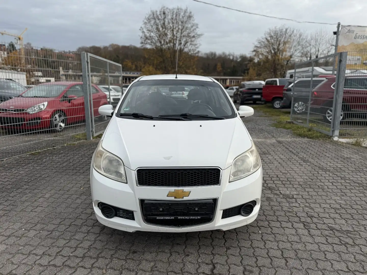 Chevrolet Aveo LS 1.2i 5-Türig Klima 8xRäder Tüv 08.2026 Weiß - 2