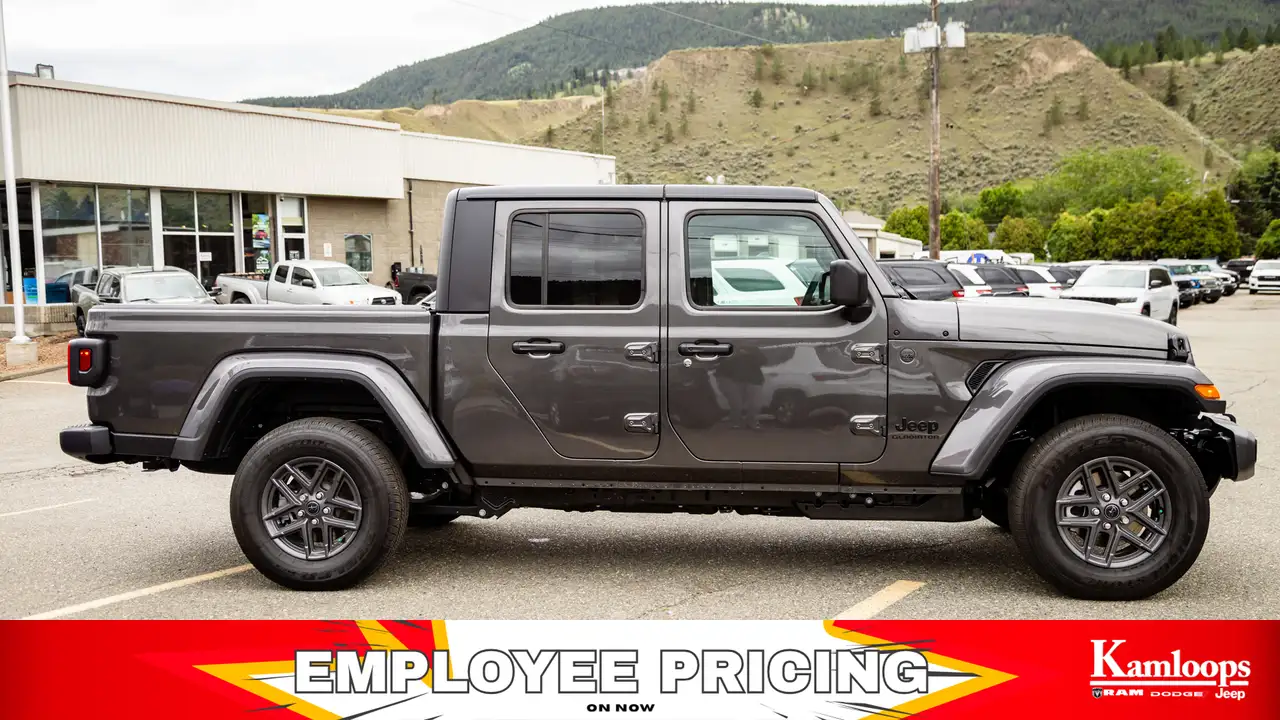Jeep Gladiator снимка Jeep Gladiator