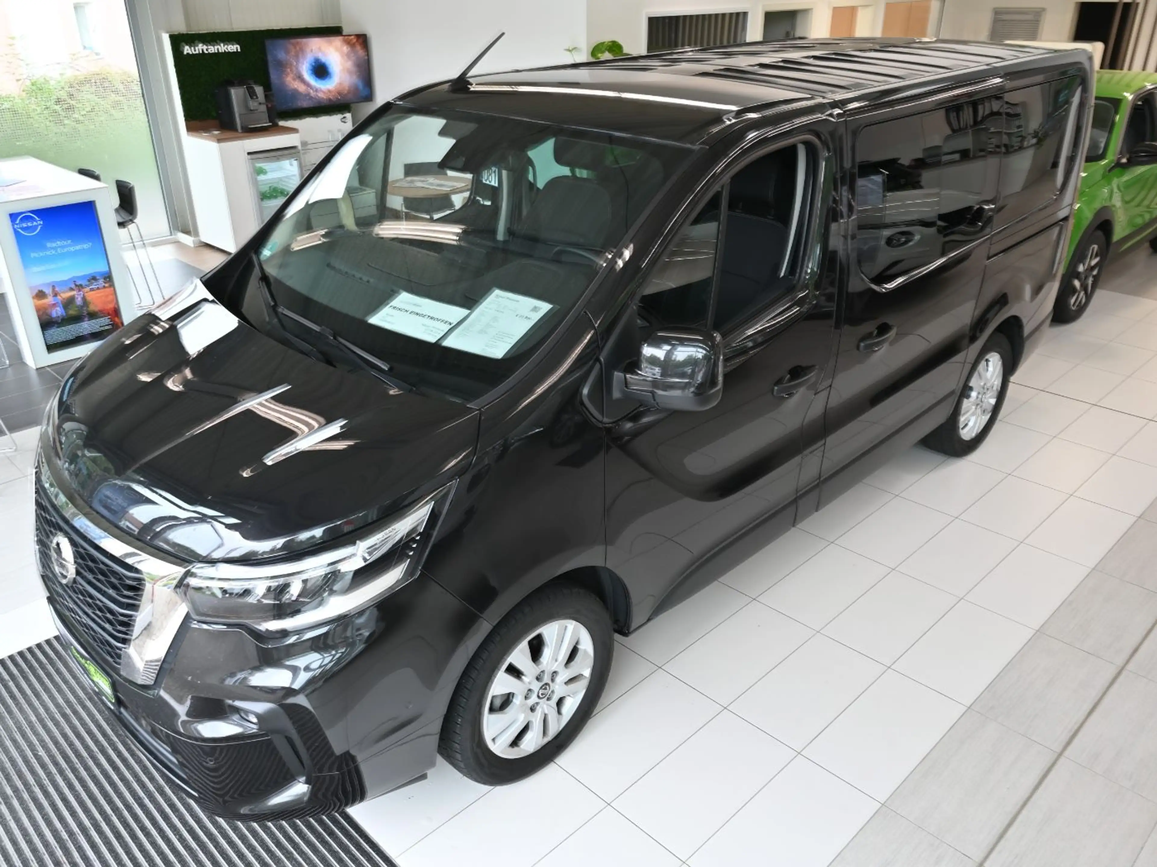 Nissan Primastar Kombi 170dCi AT L1H1 2.8t Tekna LED+KAM — photo 2
