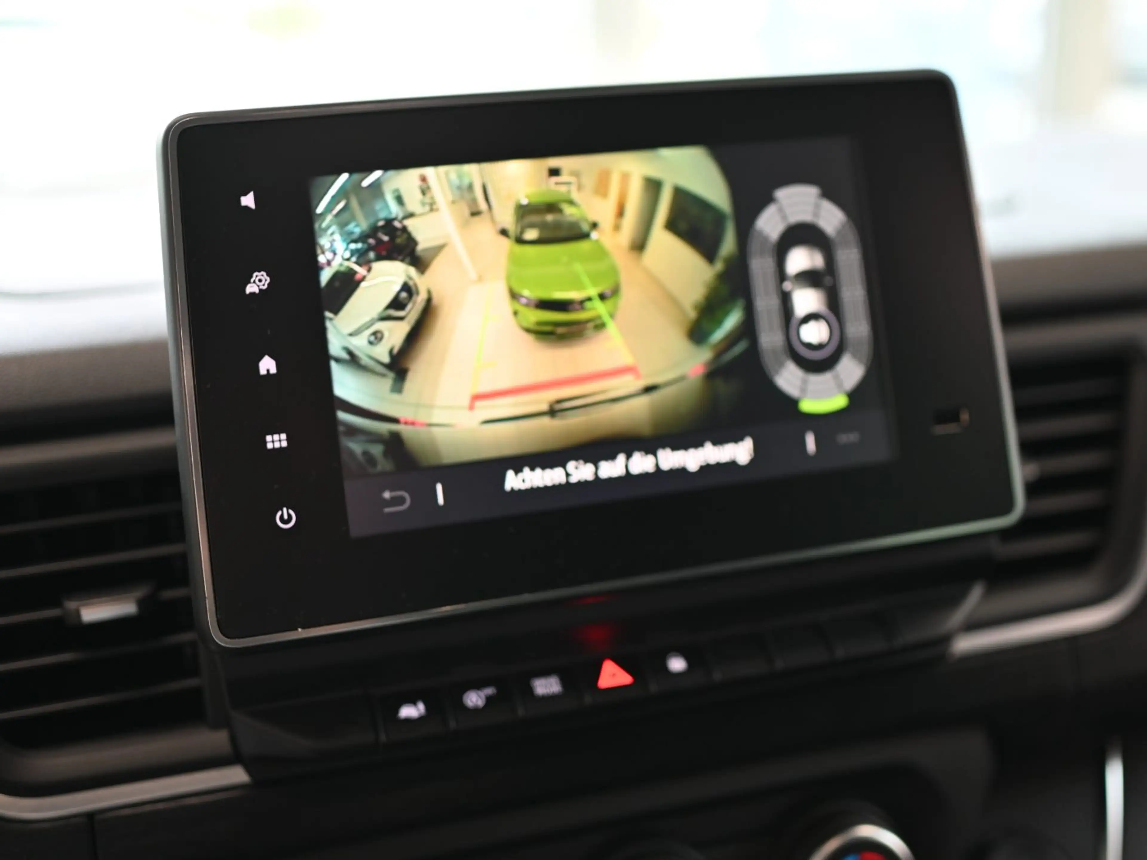 Nissan Primastar Kombi 170dCi AT L1H1 2.8t Tekna LED+KAM — photo 19