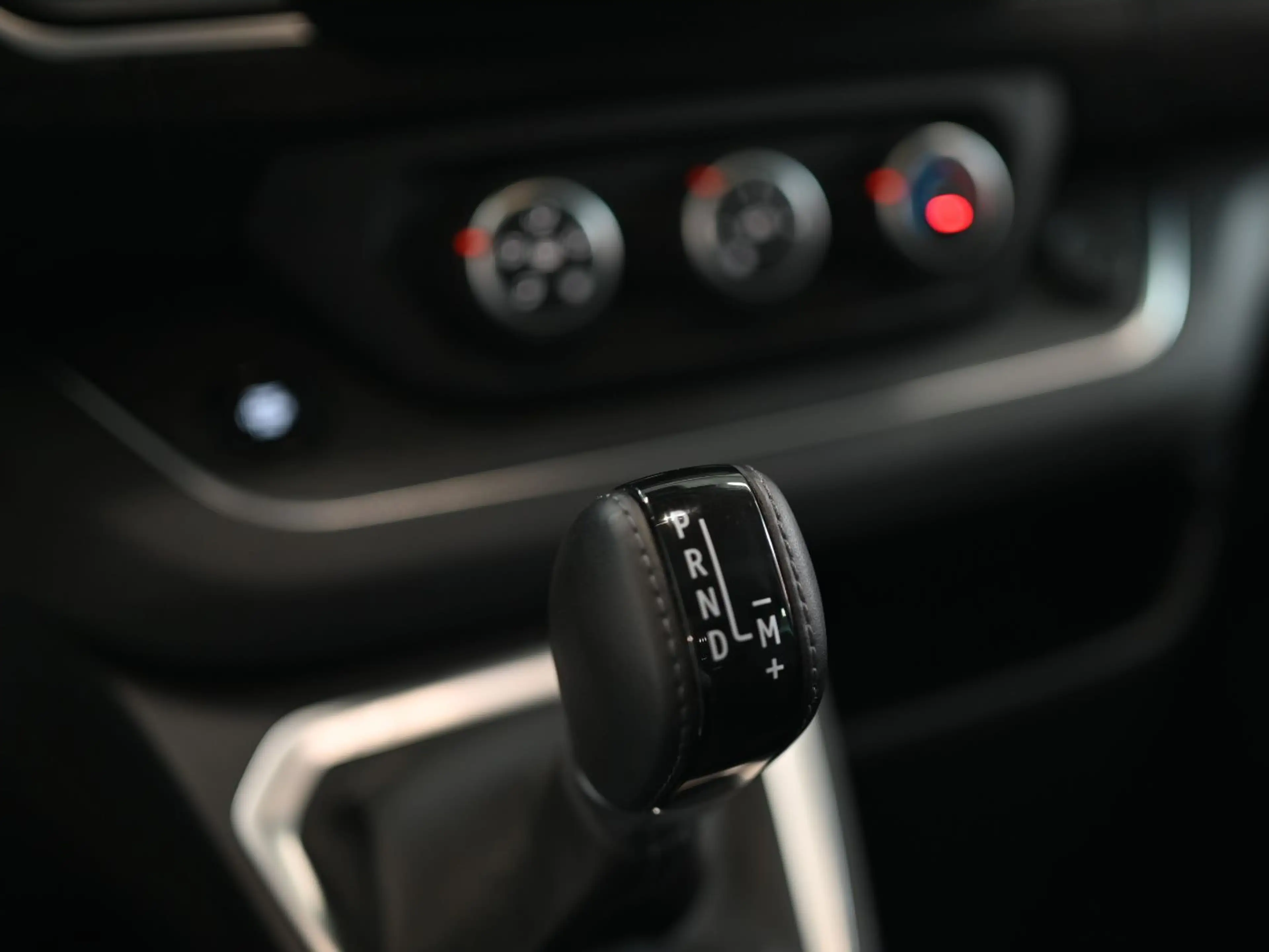 Nissan Primastar Kombi 170dCi AT L1H1 2.8t Tekna LED+KAM — photo 13