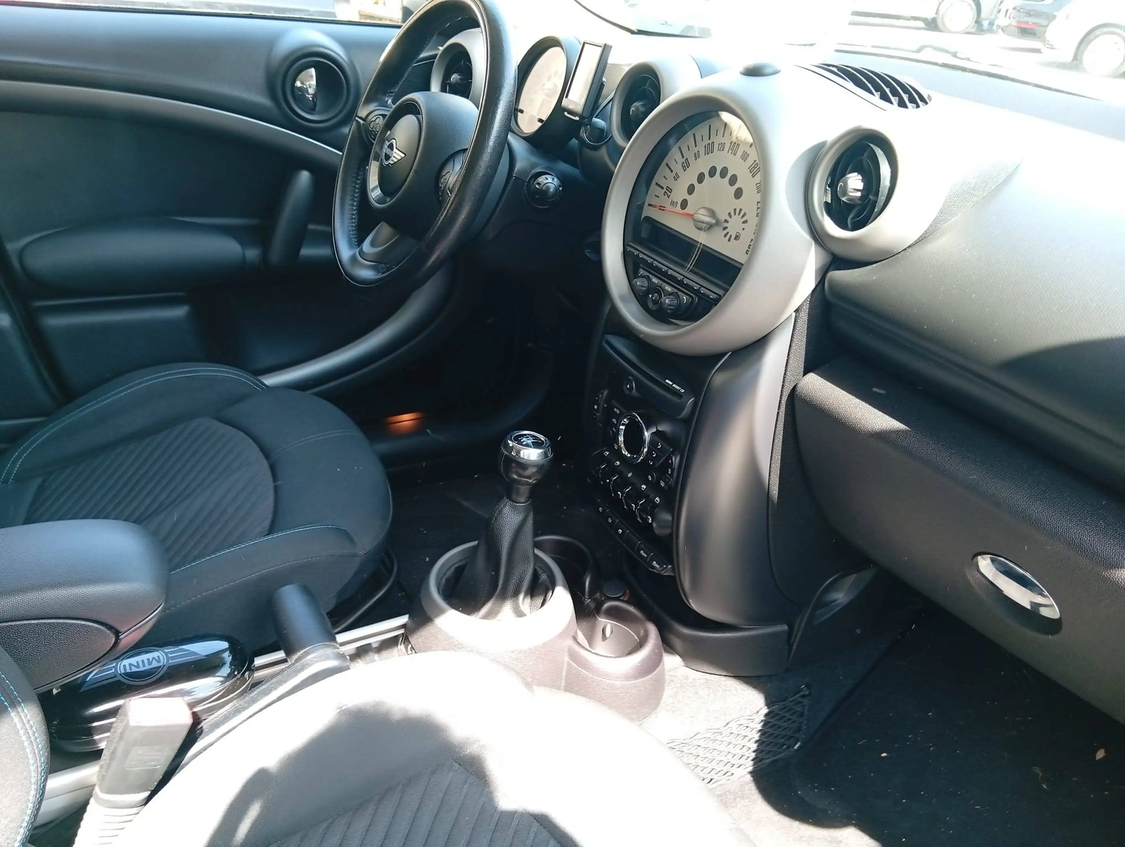 MINI Cooper S Countryman Cooper S — photo 14