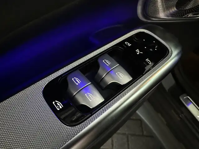 Mercedes-Benz GLC view 14
