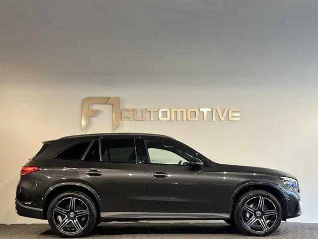 Mercedes-Benz GLC view 8
