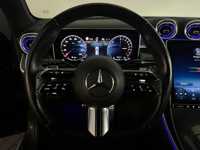 Mercedes-Benz GLC view 11