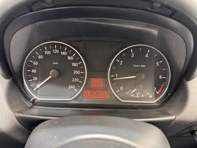 BMW 1 Series view 12