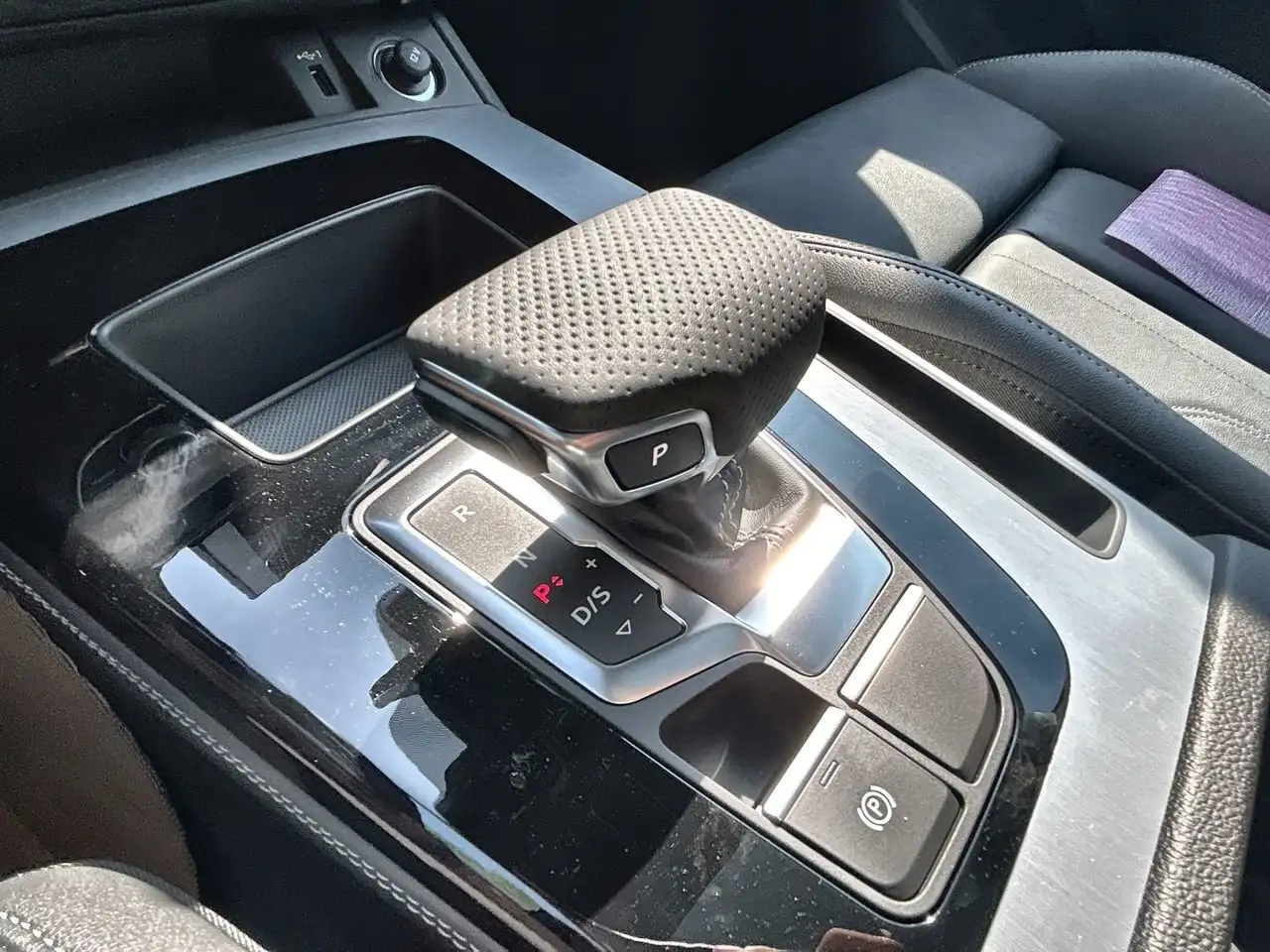 Audi Q5 снимка Audi Q5