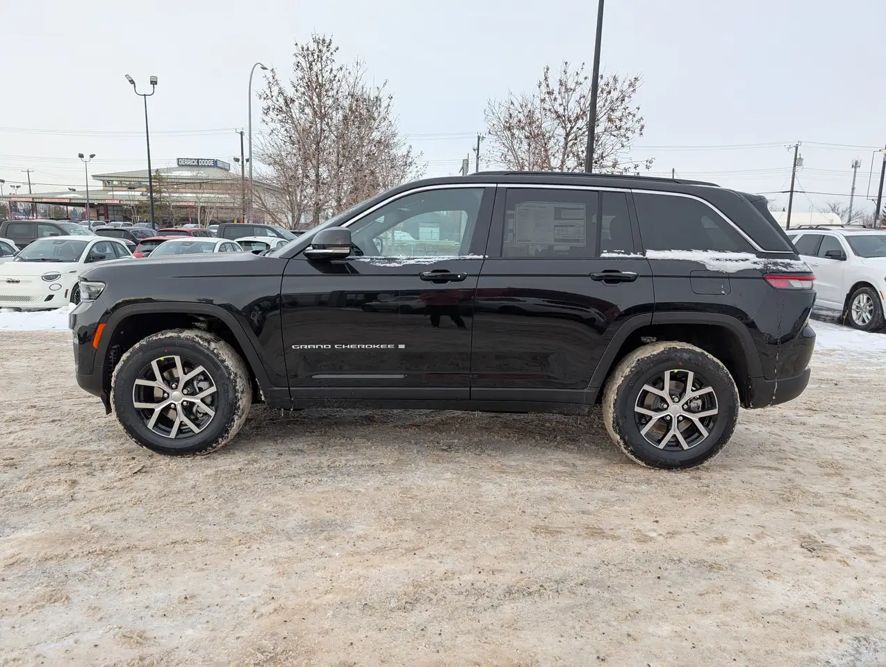 Jeep Grand Cherokee снимка Jeep Grand Cherokee
