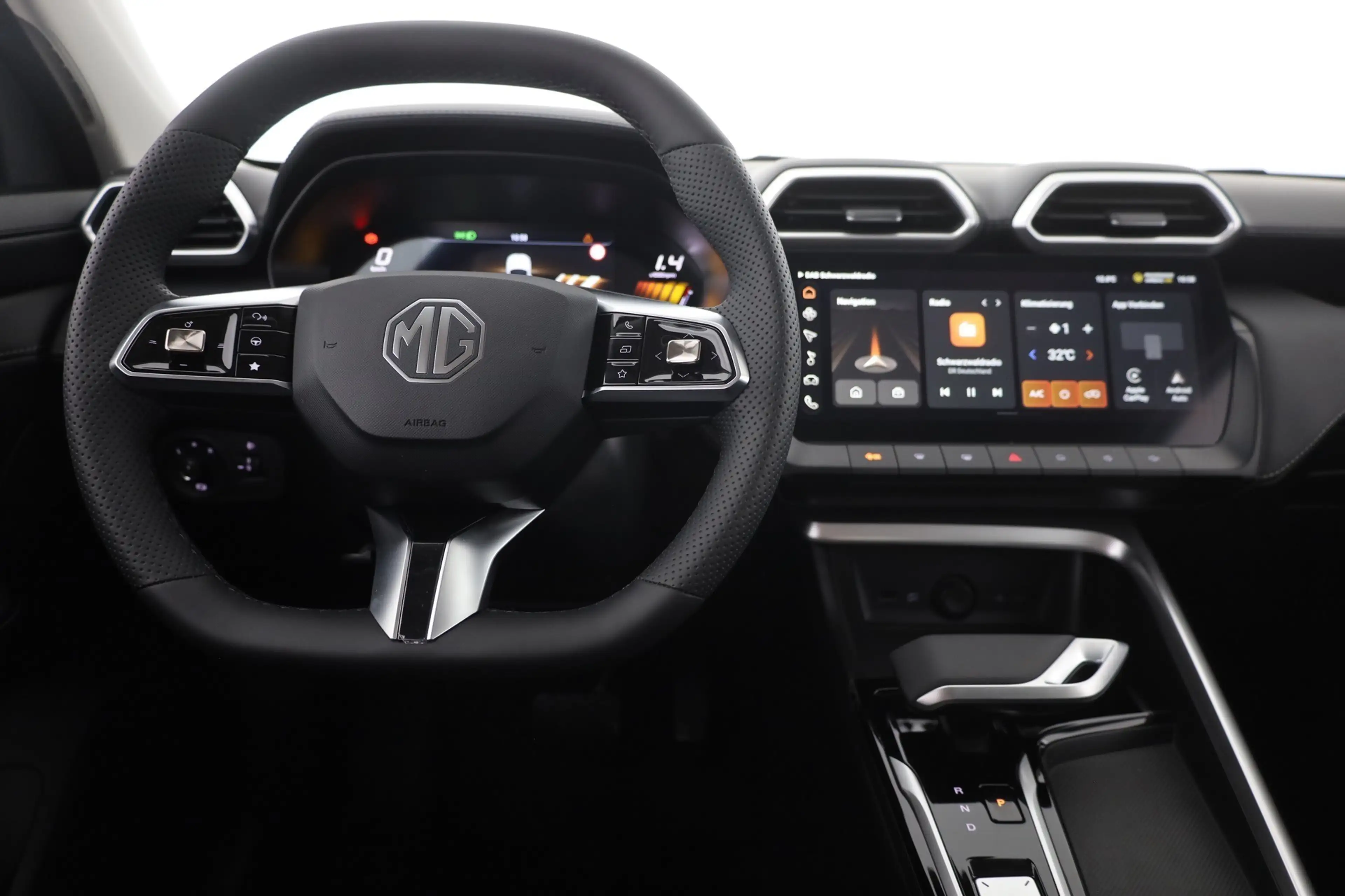 MG ZS 1.5 Hybrid Luxury Aut. LED Navi ACC 360° — photo 11
