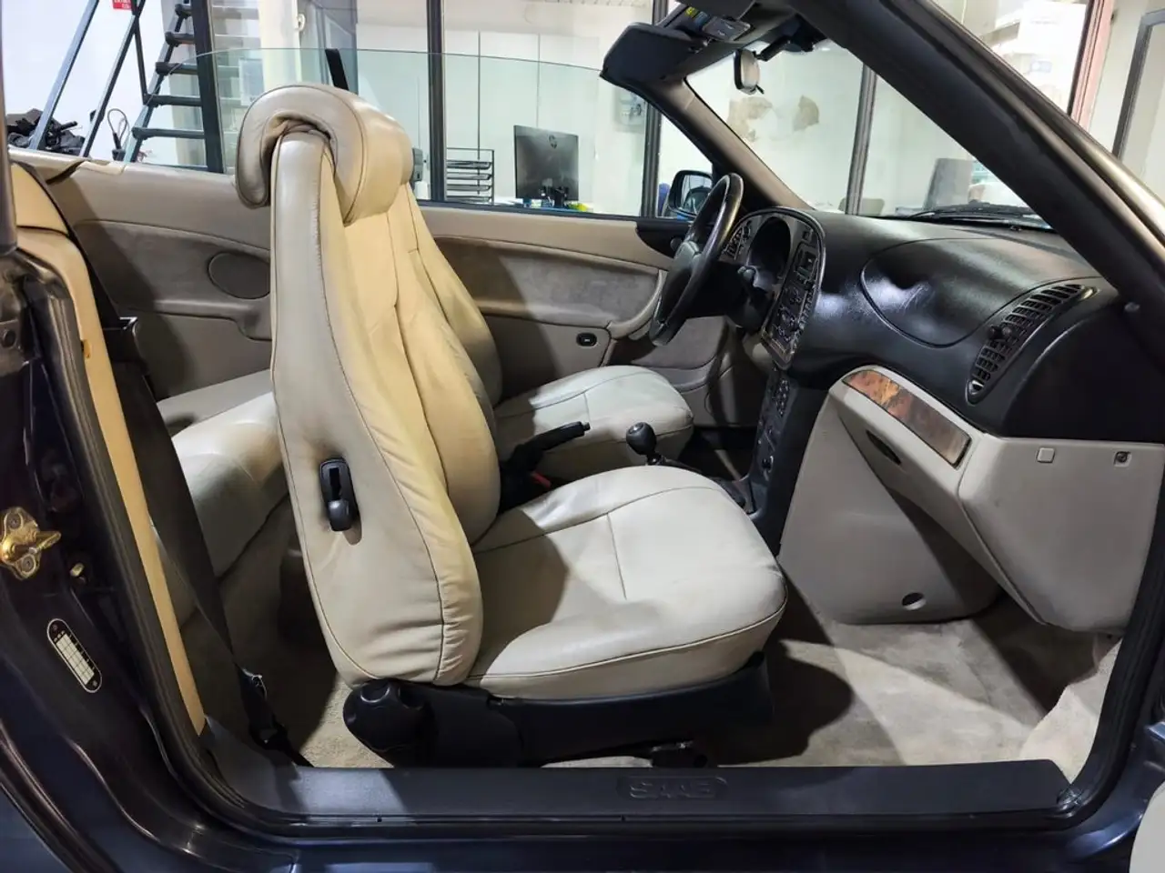 Saab 900 SE 2.0 T CABRIO, foto 12