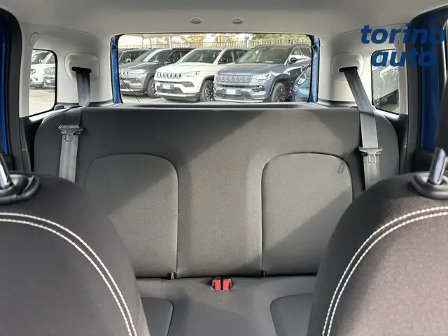 Fiat Panda view 11