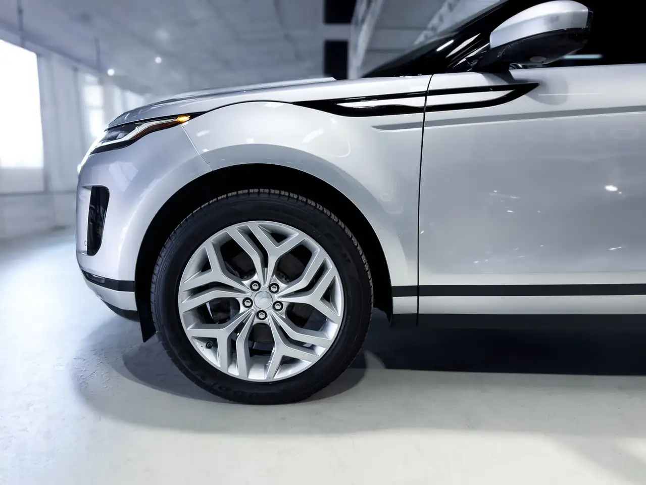 Land Rover Range Rover Evoque снимка Land Rover Range Rover Evoque
