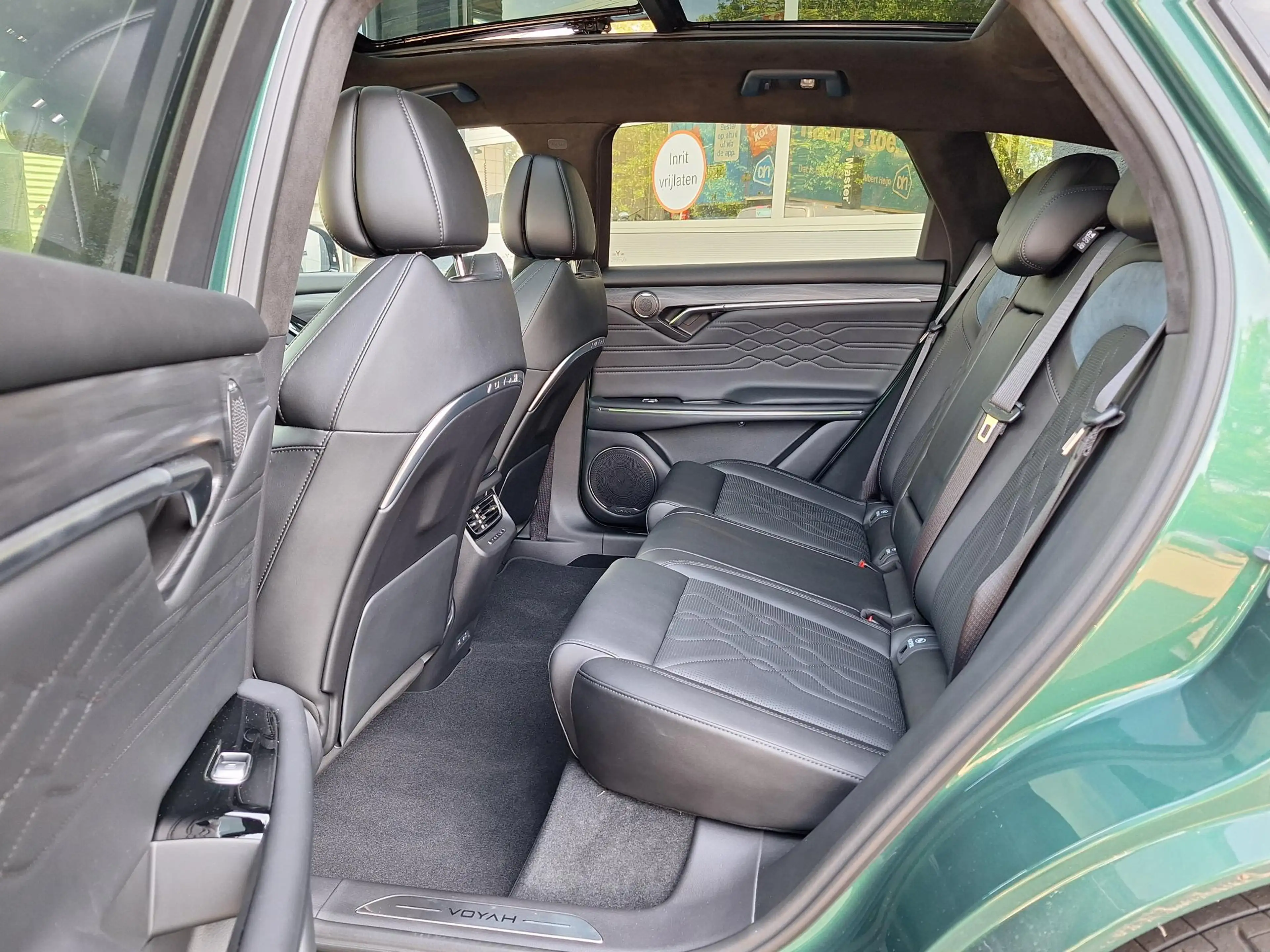 Voyah Free Limited Edition Business 4WD 106 kWh | Schuifdak | — photo 4