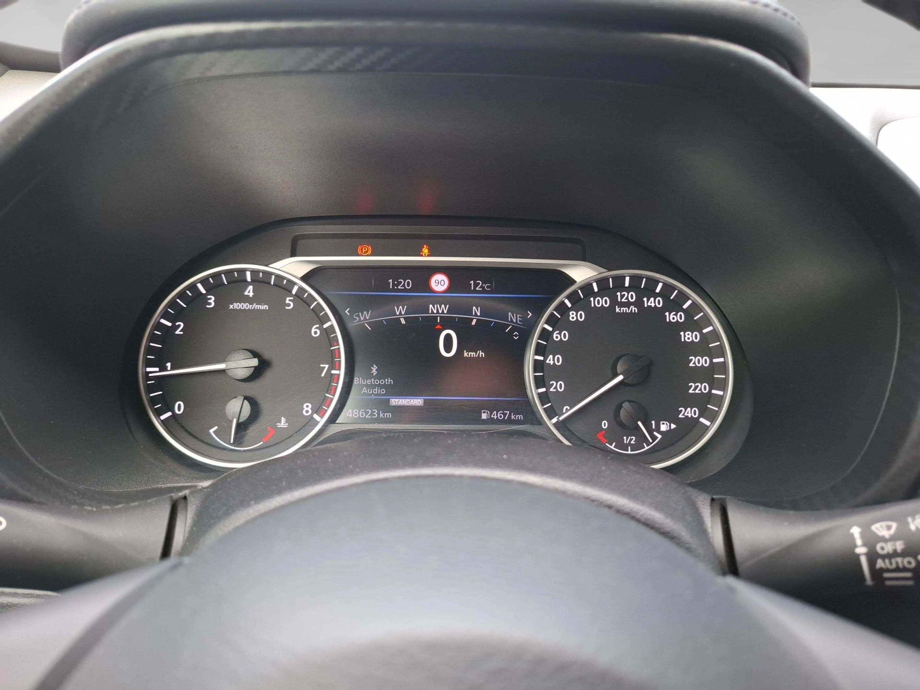 Nissan Juke 1.0 DIG-T 117 BOSE — photo 2