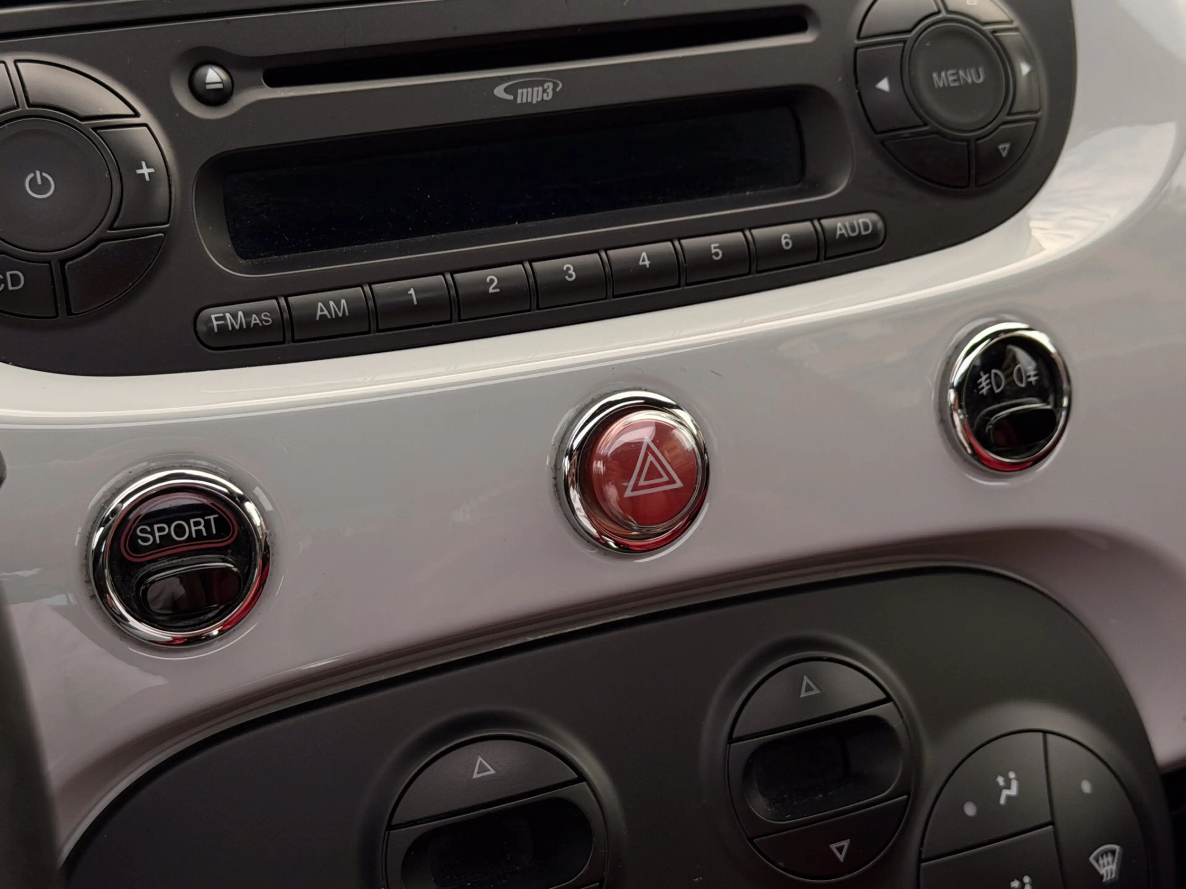 Abarth 500 1.4 T-jet 135pk Schuifdak Leder Climate PDC — photo 13