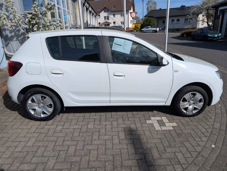 Dacia Sandero Sandero 75 Klima Spiegel Allwetter TÜV Inspektion — photo 6