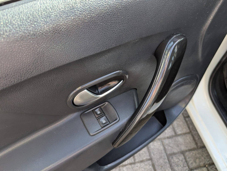 Dacia Sandero Sandero 75 Klima Spiegel Allwetter TÜV Inspektion — photo 12