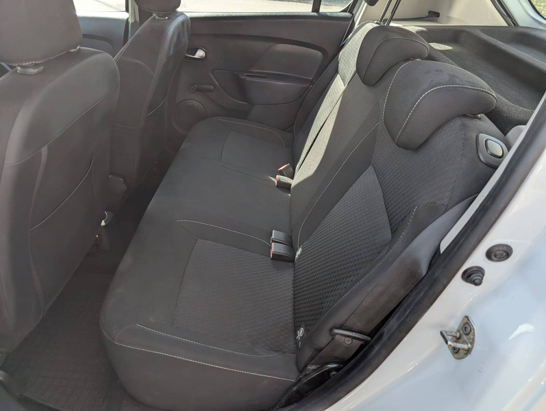 Dacia Sandero Sandero 75 Klima Spiegel Allwetter TÜV Inspektion — photo 11