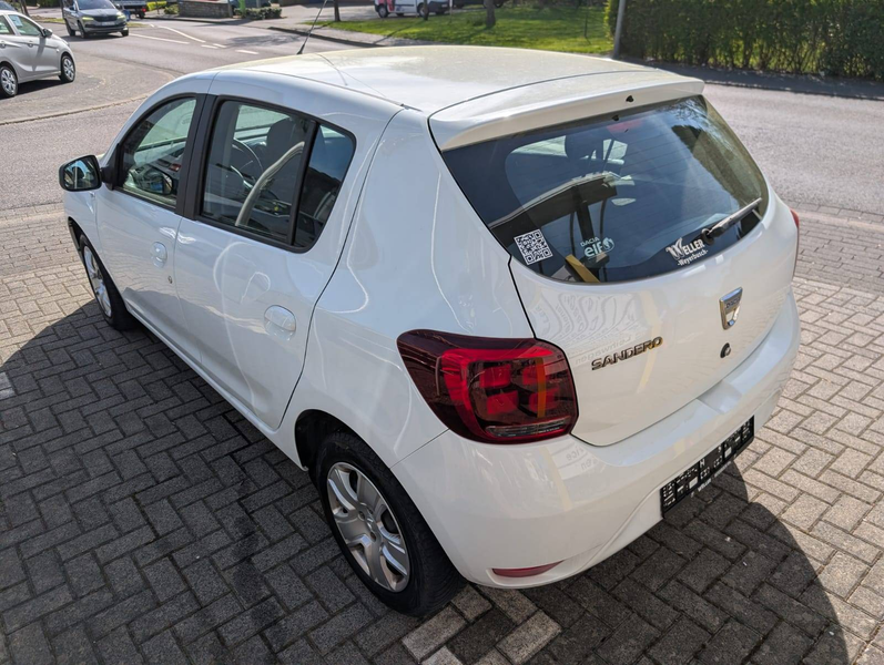 Dacia Sandero Sandero 75 Klima Spiegel Allwetter TÜV Inspektion — photo 7