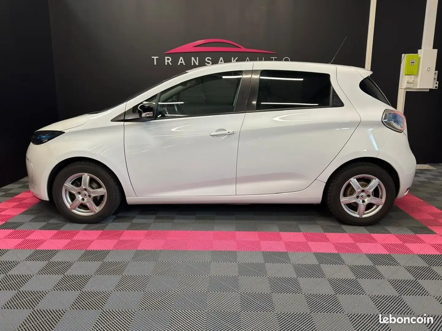 Renault ZOE R90 Intens 22kWh PREMIÈRE MAIN BATTERIE EN LOCATIO Blanc - 2