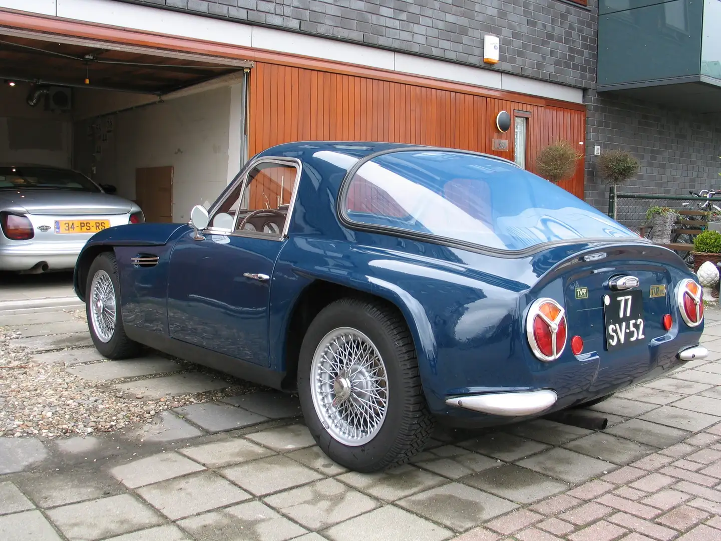 TVR 1800S 1965 Grantura MKIII LHD Blau - 2