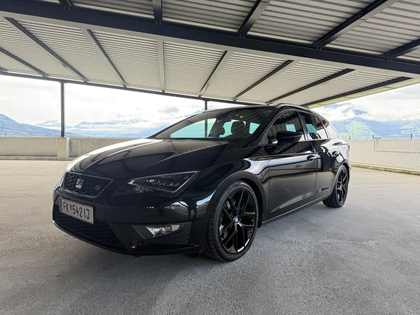 SEAT Leon ST FR 2,0 TDI CR Start-Stop DSG Start-Stopp - 1