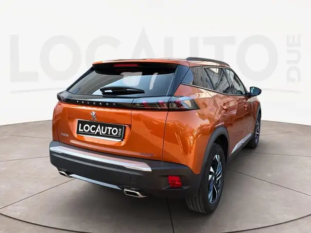 Peugeot 2008 view 4