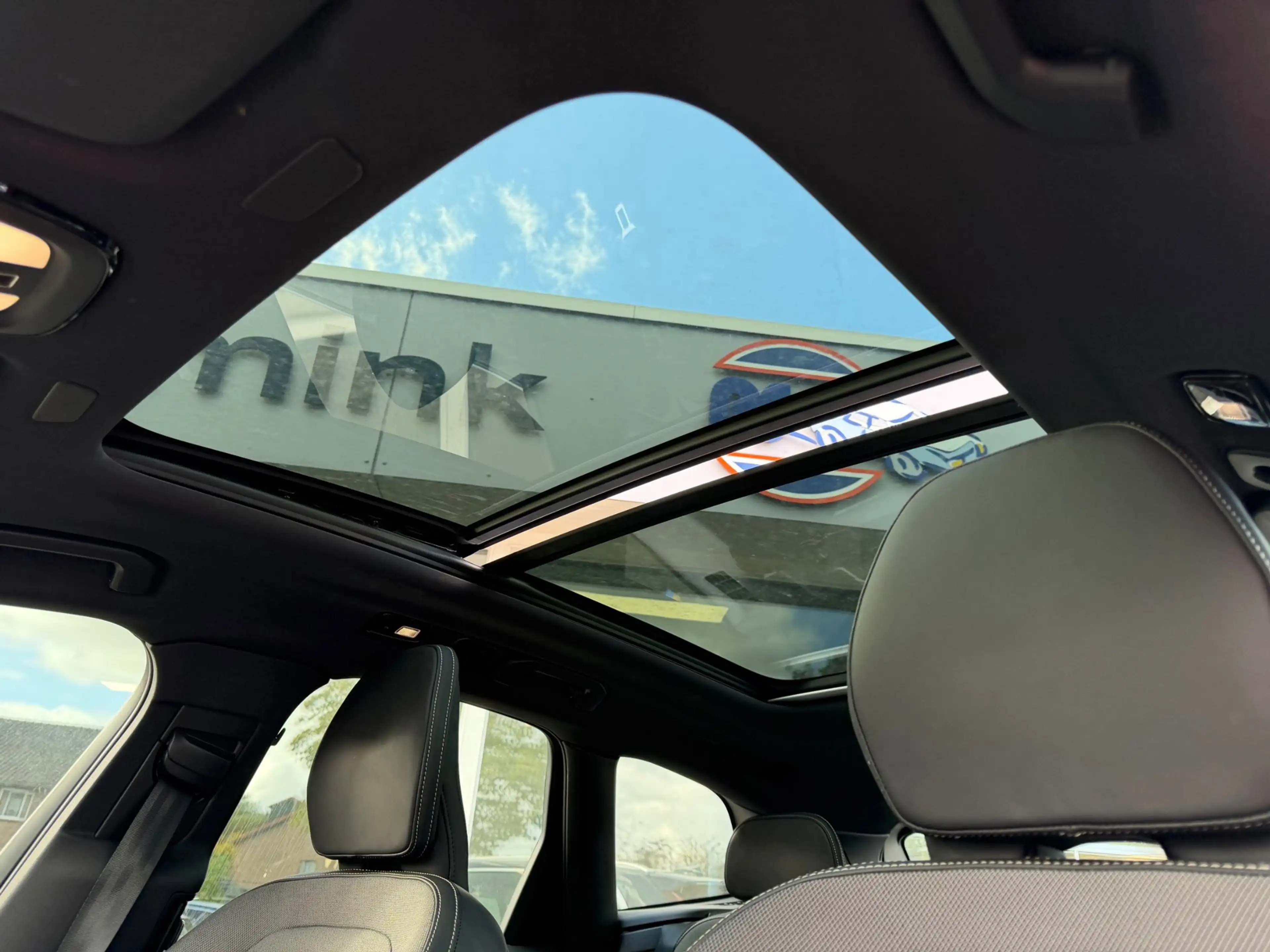 Volvo XC60 2.0 T6 Plug-in hybrid AWD Plus Bright — photo 7