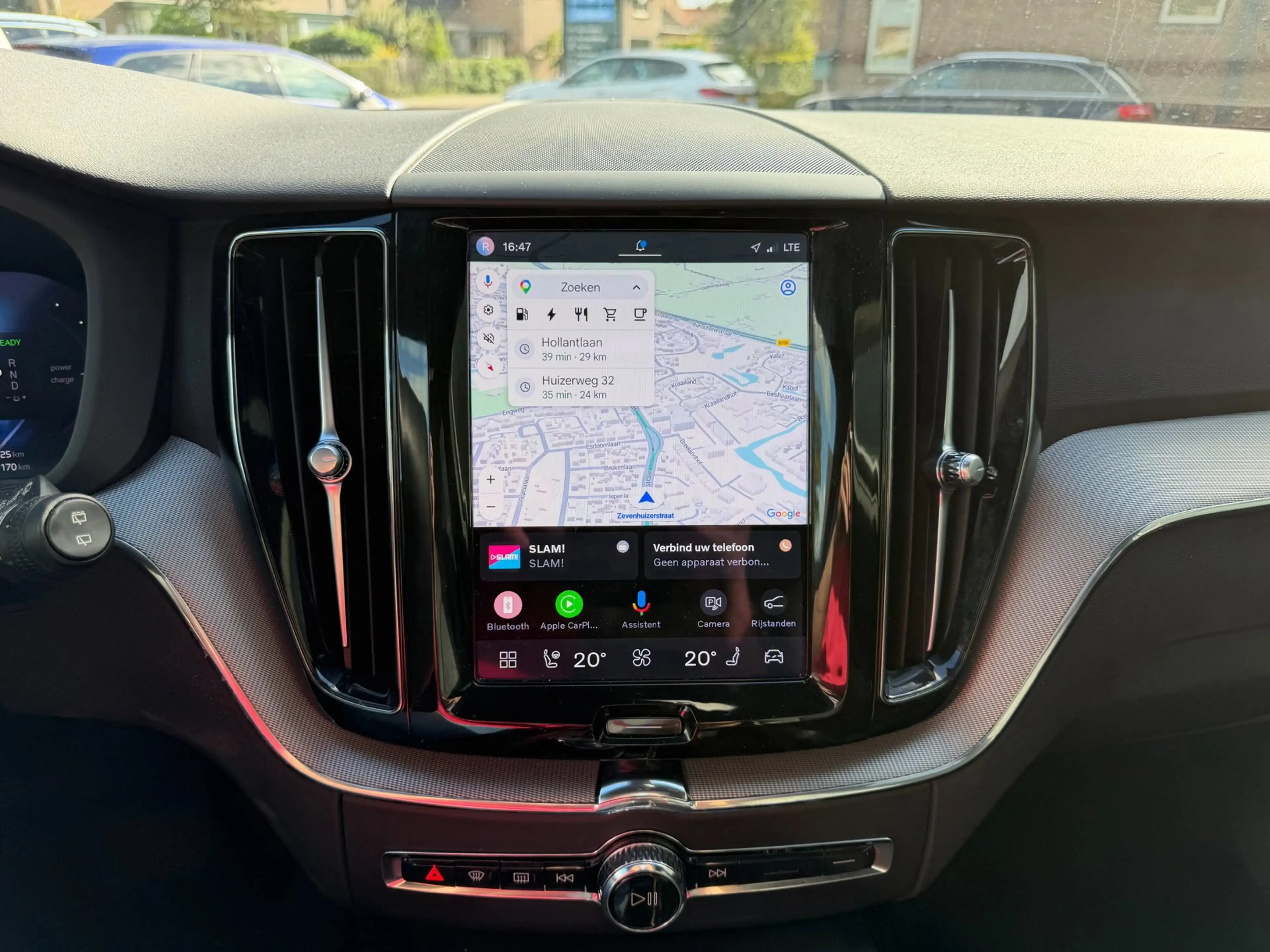 Volvo XC60 2.0 T6 Plug-in hybrid AWD Plus Bright — photo 15