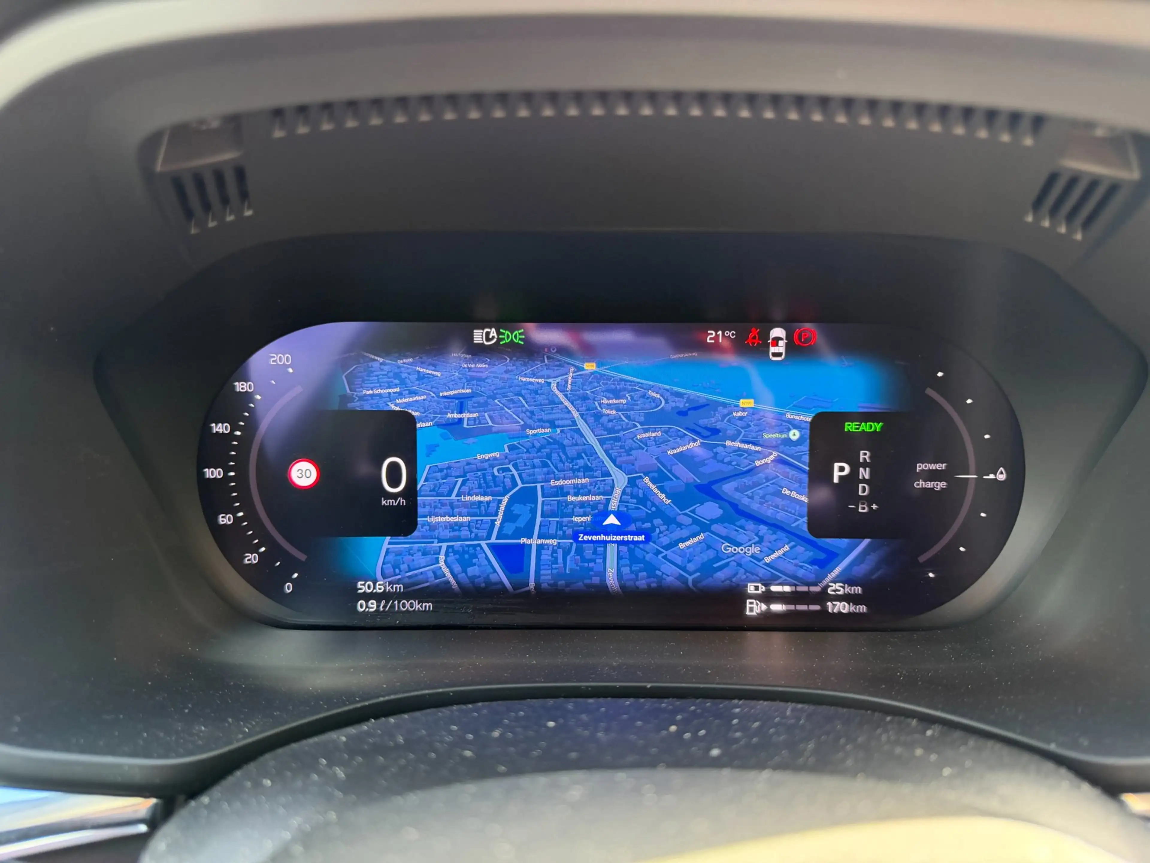 Volvo XC60 2.0 T6 Plug-in hybrid AWD Plus Bright — photo 14