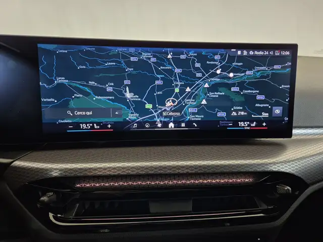 BMW 3 Series view 13