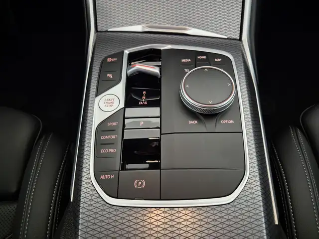 BMW 3 Series view 12