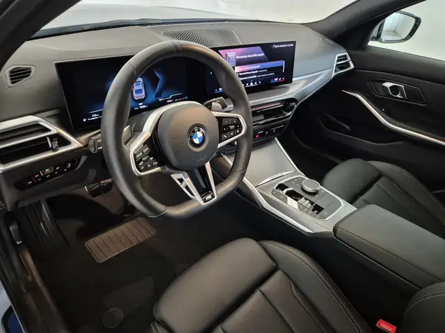 BMW 3 Series view 7
