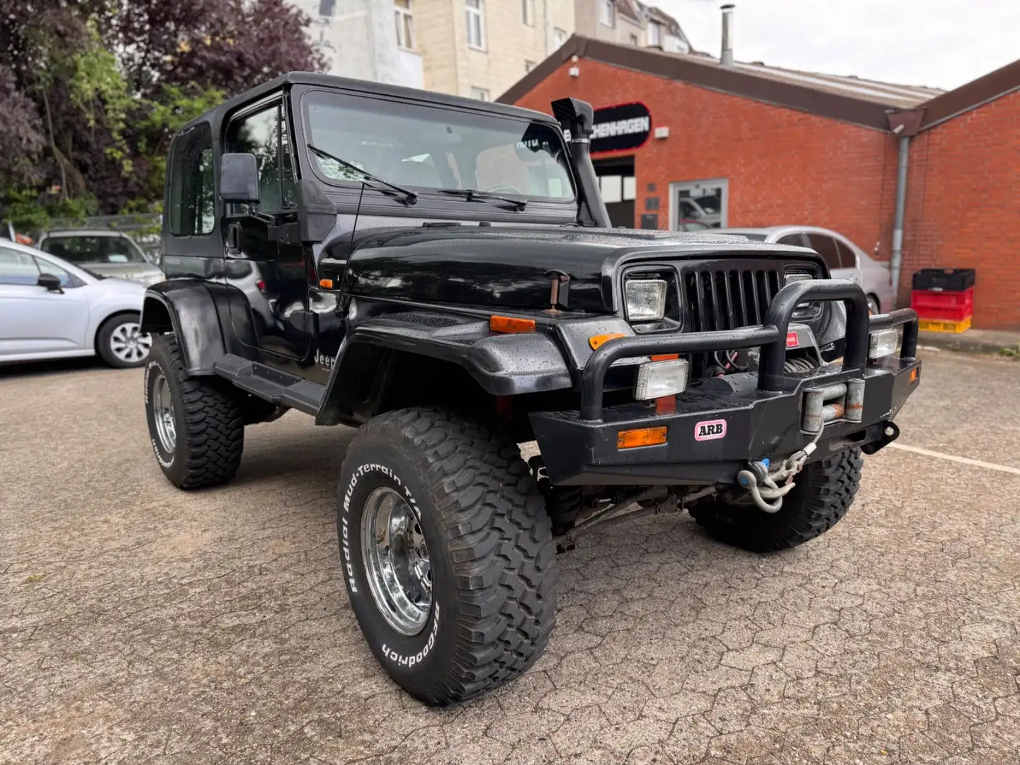 Jeep Wrangler Sport 2.5 OFFROAD 1.HAND VOM LIEBHABER Negru - 1