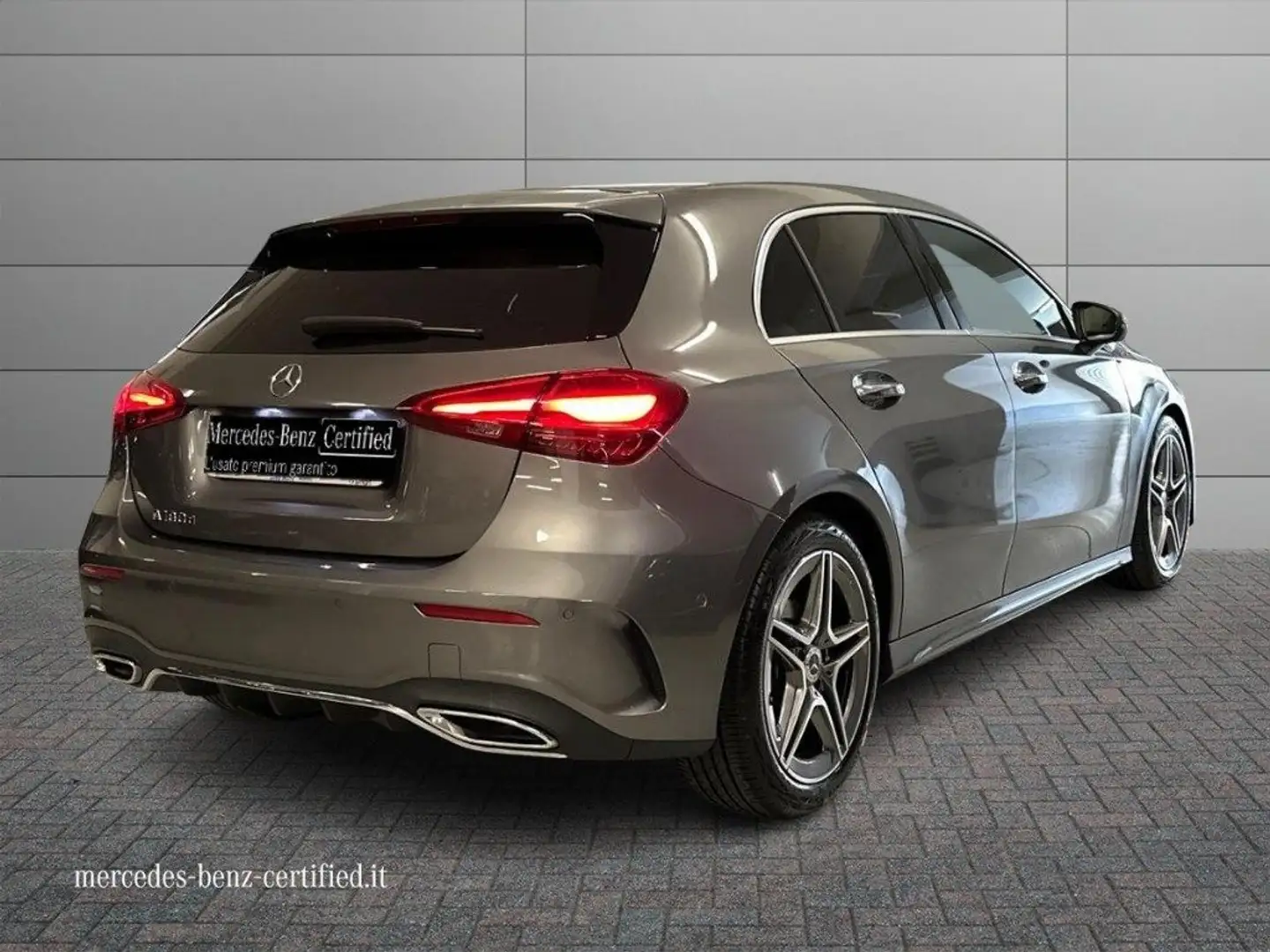 Mercedes-Benz A 180 d Automatic AMG Line Advanced Plus Grigio - 2