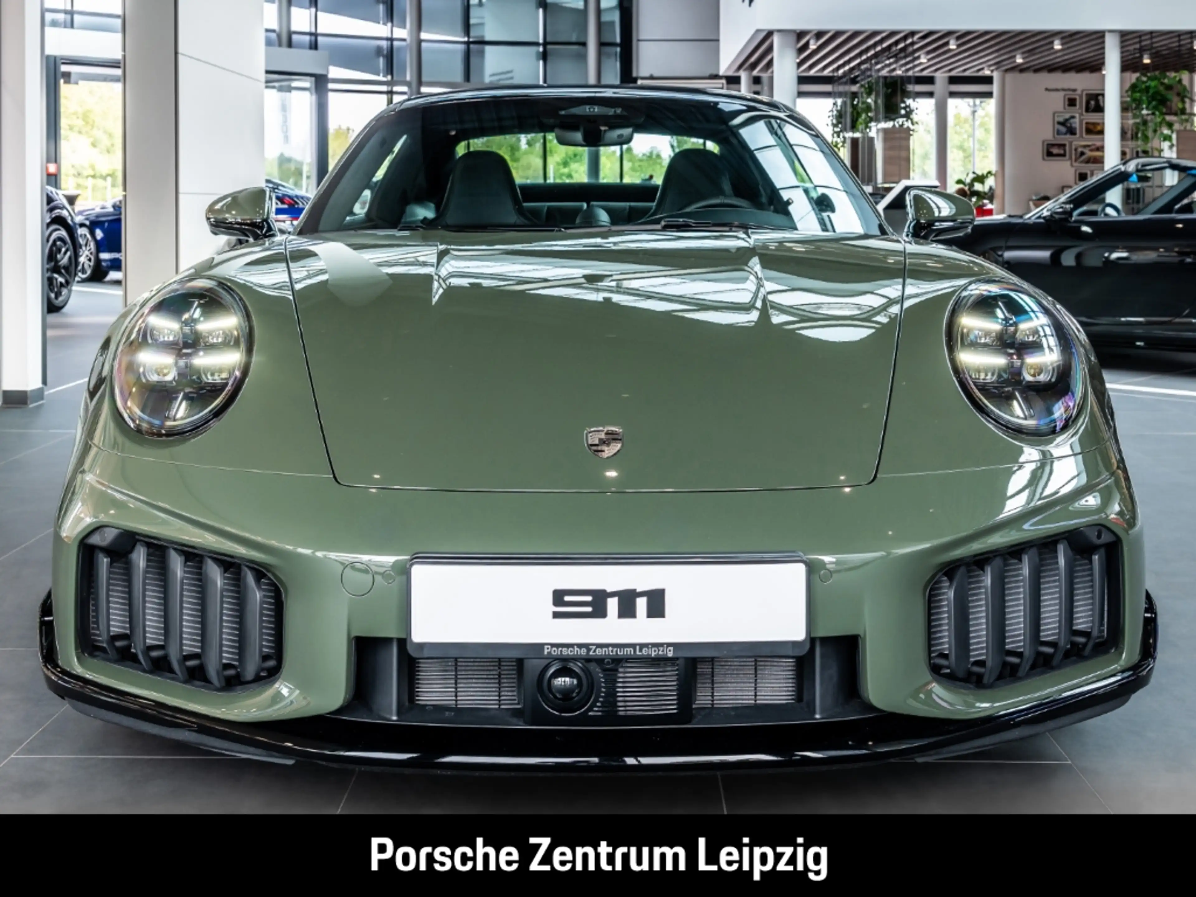 Porsche 992 911 Turbo S PTS schwarzolive! Burmester — photo 4