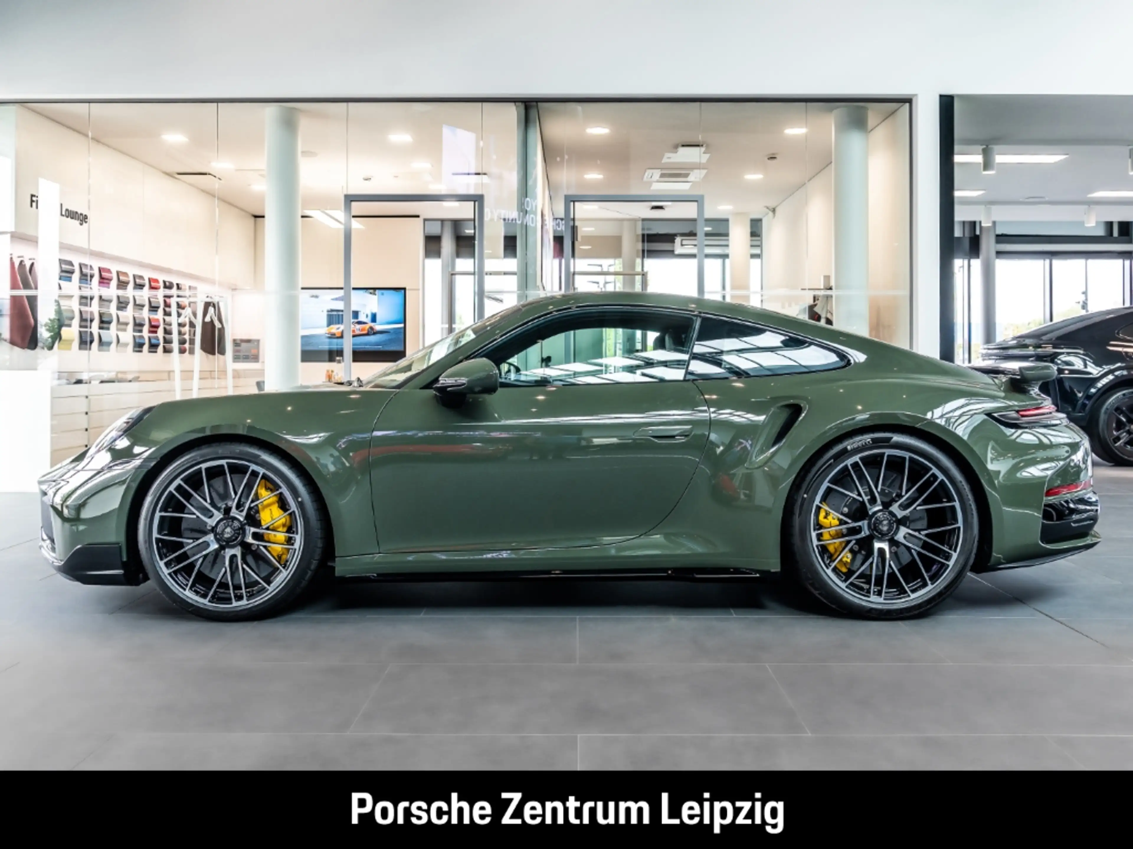 Porsche 992 911 Turbo S PTS schwarzolive! Burmester — photo 2
