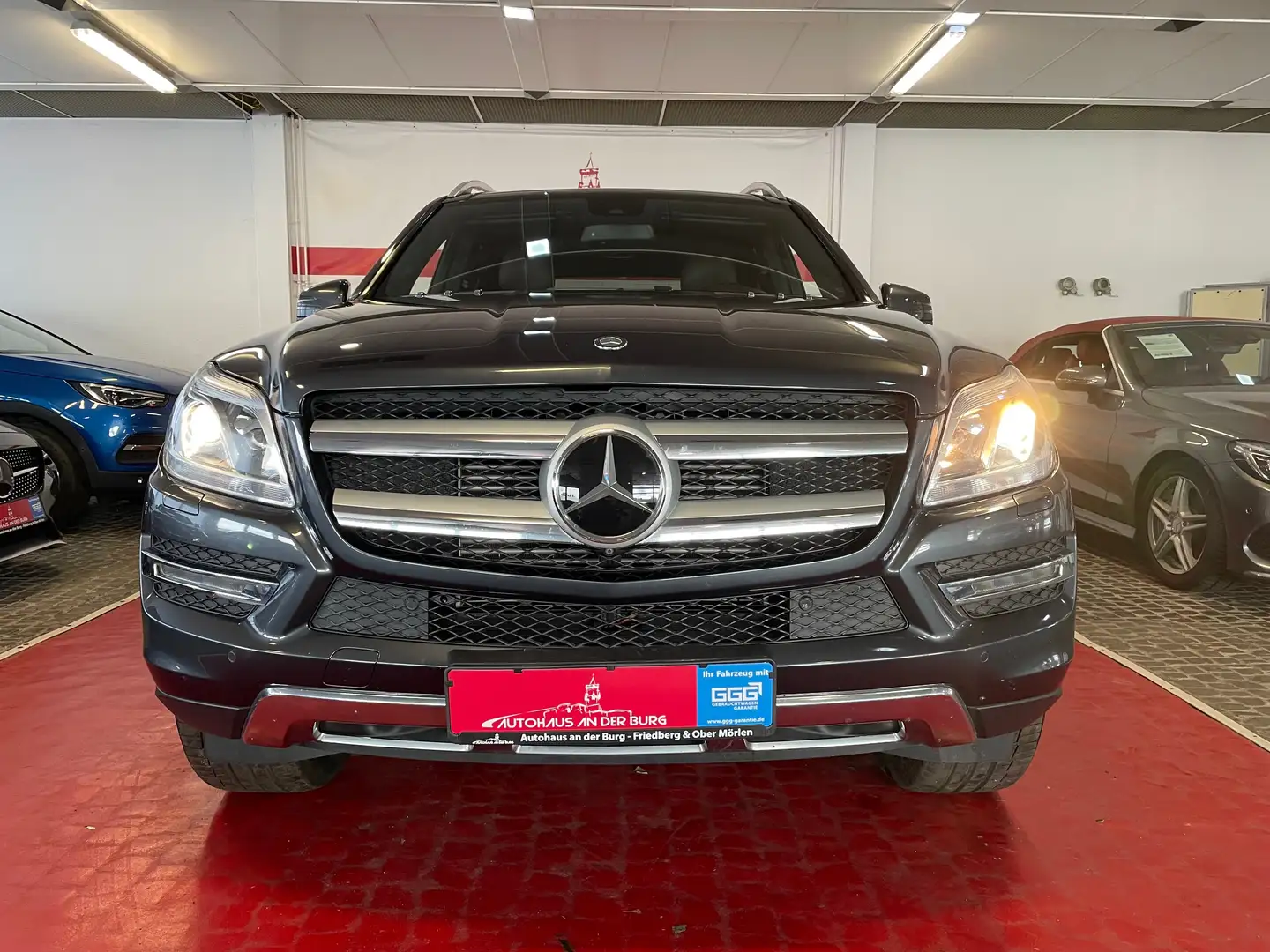 Mercedes-Benz GL 350 BlueTec 4Matic Grau - 2