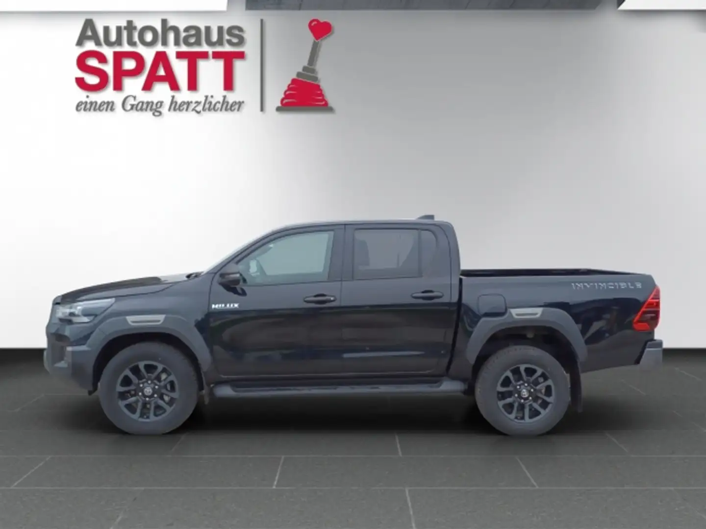 Toyota Hilux 2,8 DK Invincibile 4WD Aut. !! Umbau 3-Sitzer ohn Schwarz - 2