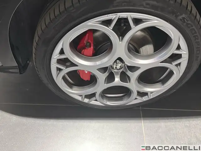 Alfa Romeo Tonale view 8