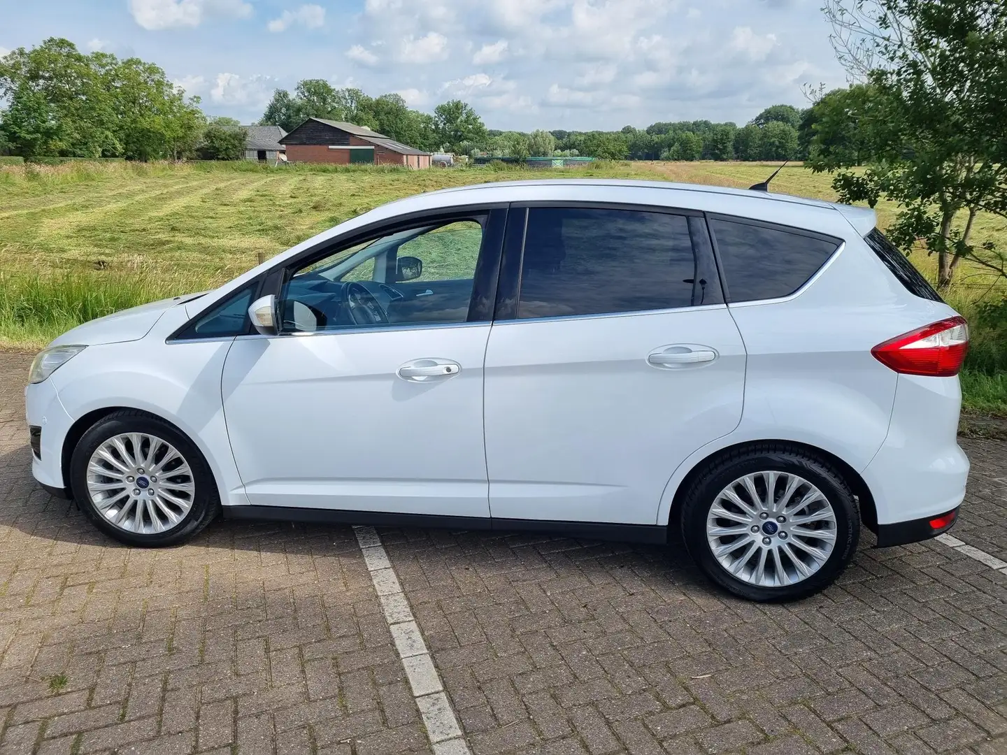 Ford C-Max C-Max 1.0 Titanium Bílá - 1