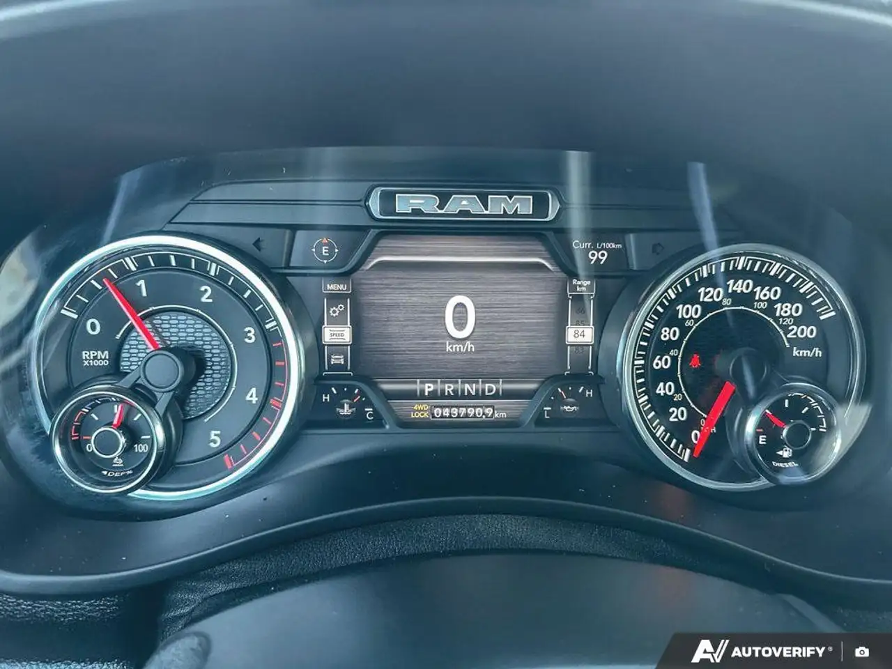 RAM 3500 снимка RAM 3500