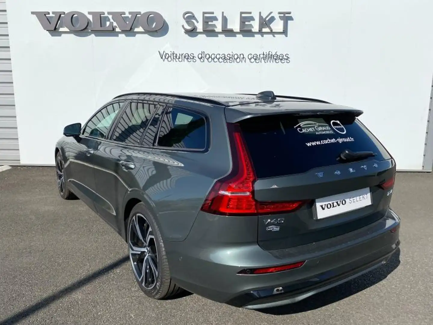 Volvo V60 T6 AWD 253+145ch Plus Style Dark Geartronic 8 Vert - 2