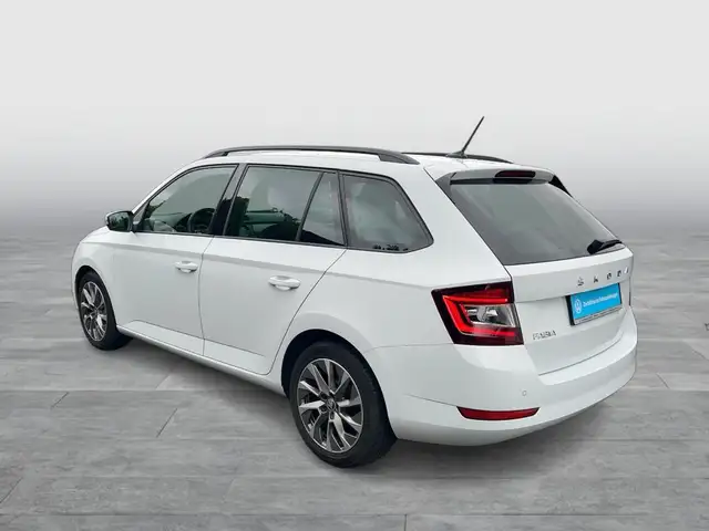 Skoda Fabia view 3