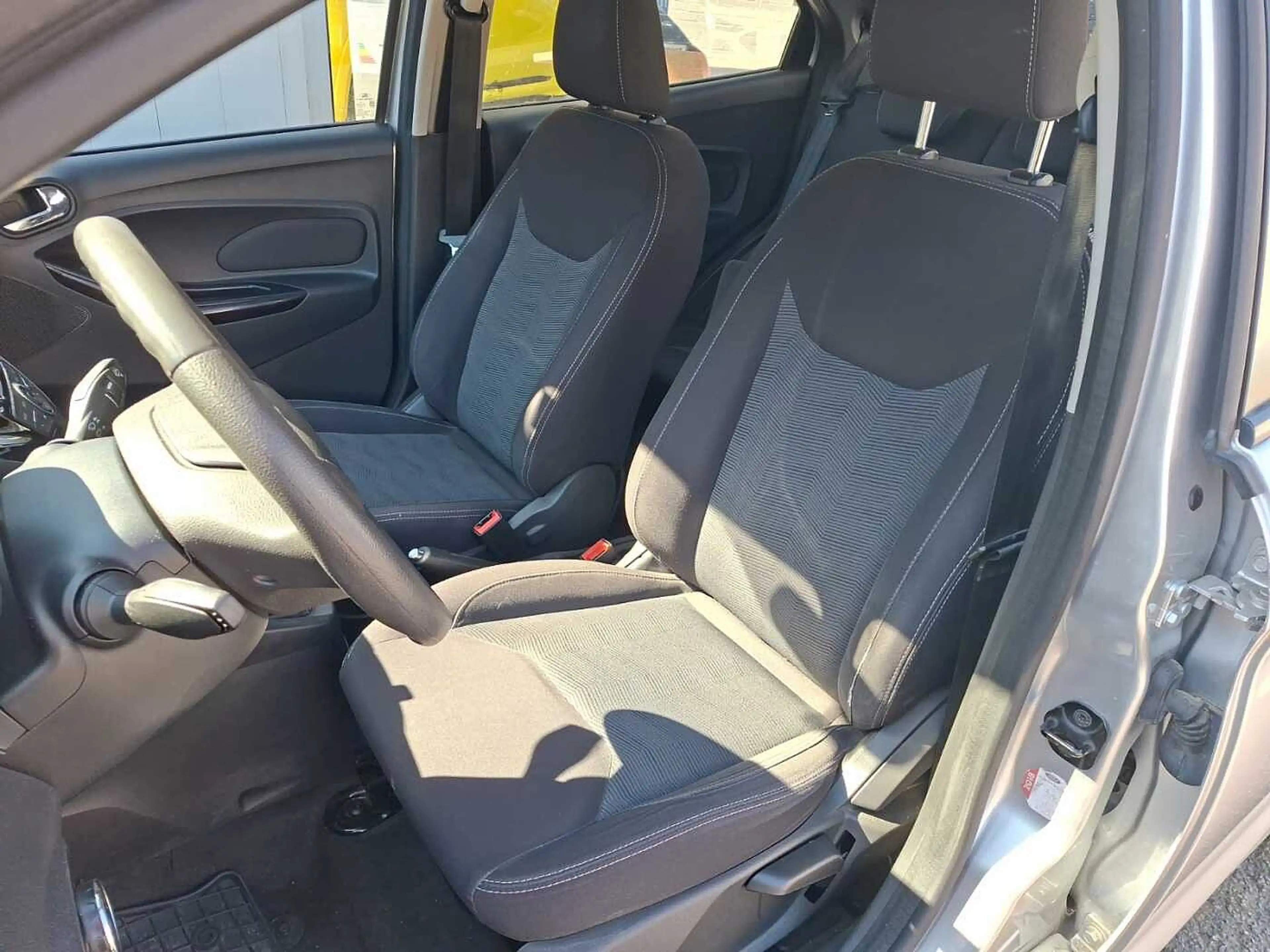 Ford Ka/Ka+ + C&C AHK WiPa — photo 9