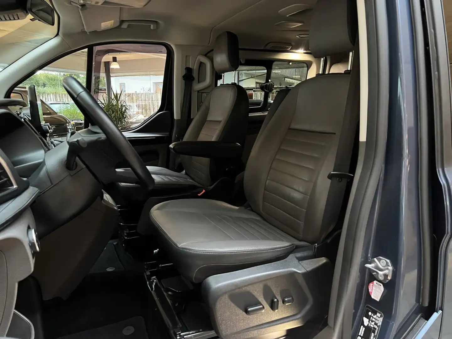 Ford Tourneo Custom 320 L1 Tourneo Titanium X RFK Vol Bleu - 2