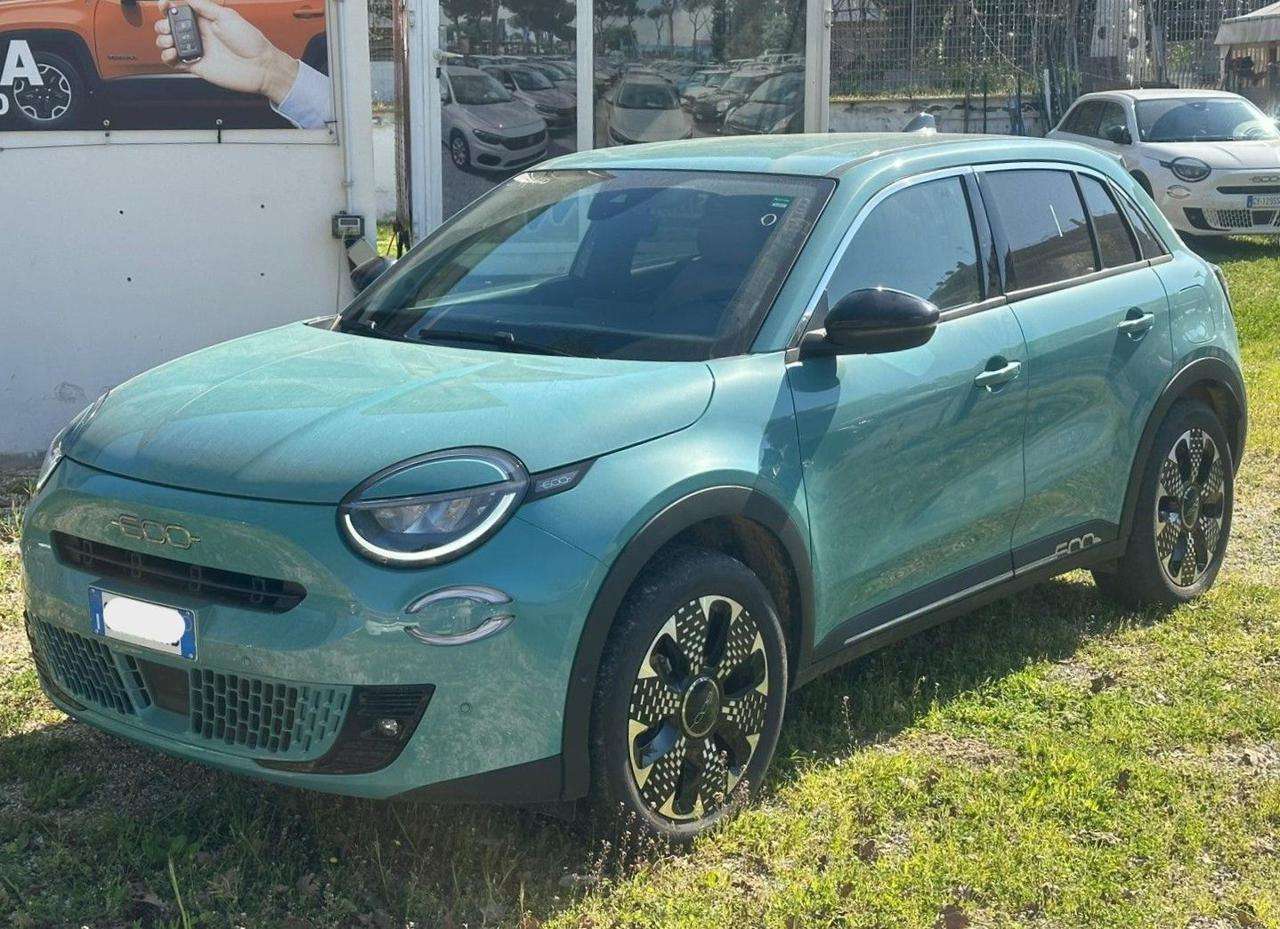 Fiat 600 Hybrid LA PRIMA II 1.2cc 110cv NAVIG. CAMERA POST.